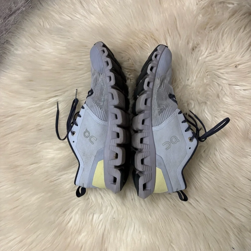 On Running Cloudstratus Light Blue and Yellow Shoes ON W CLOUD X 3 SHIFT sz 8 - Picture 3 of 9